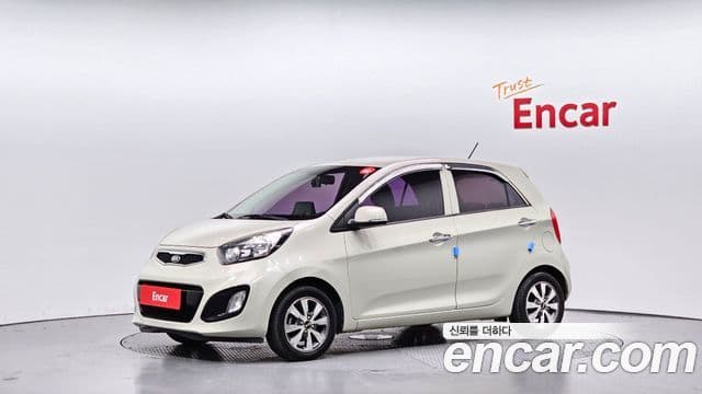 Kia All New Morning Deluxe Trendy, 2014 1