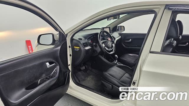 Kia All New Morning Deluxe Trendy, 2014 10