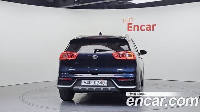 Kia Niro Prestige, 2017 4