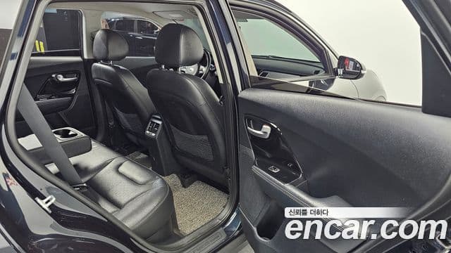 Kia Niro Prestige, 2017 13