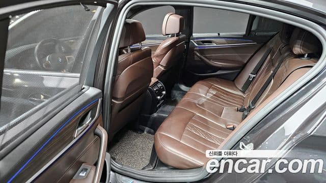 BMW 5시리즈 (G30) 520d M Sport Plus, 2020 12