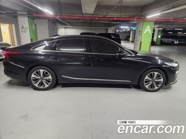 Kia K8 гибрид Signature, 2022 3