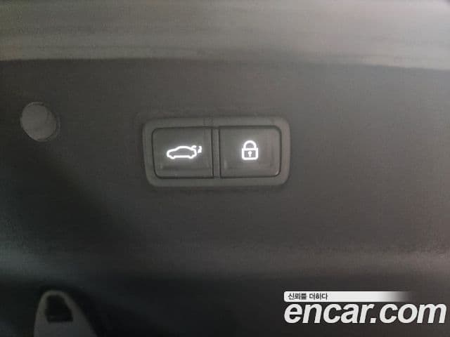 Kia K8 гибрид Signature, 2022 12