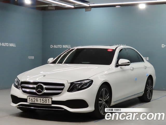 Mercedes-Benz E-класс W213 Avantgarde, 2020 1