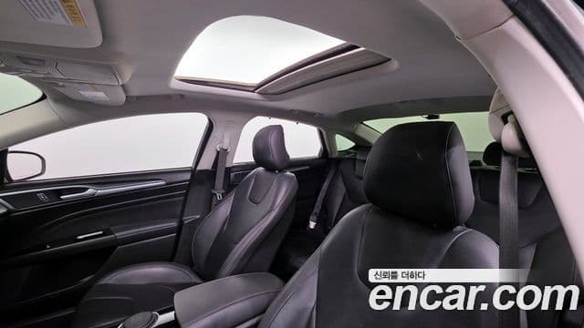 Ford 몬데오 4세대 Trend, 2015 19