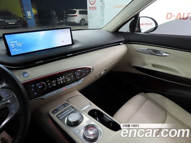 Genesis GV70, 2021 11