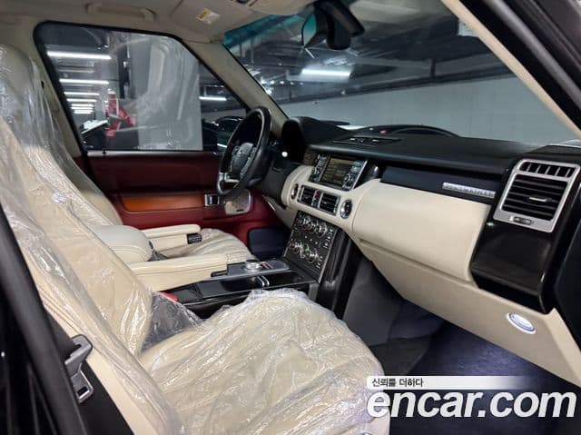 Land Rover Range Rover 4.4 TDV8 Vogue, 2011 10