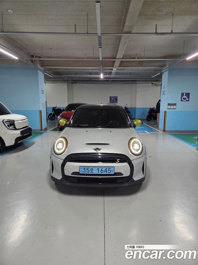 Mini Cooper Электрический (Electric) 3세대, 2022 4