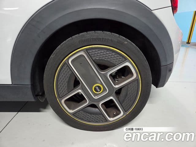 Mini Cooper Электрический (Electric) 3세대, 2022 6