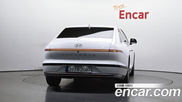 Hyundai Grandeur гибрид (GN7) Exclusive, 2023 4