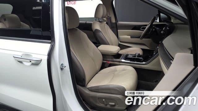 Kia Carnival 4세대 Signature, 2023 10
