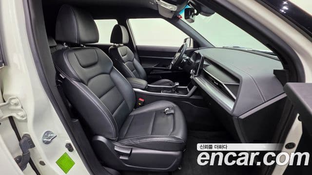 KG모빌리티(SsangYong) Torres T5, 2023 10