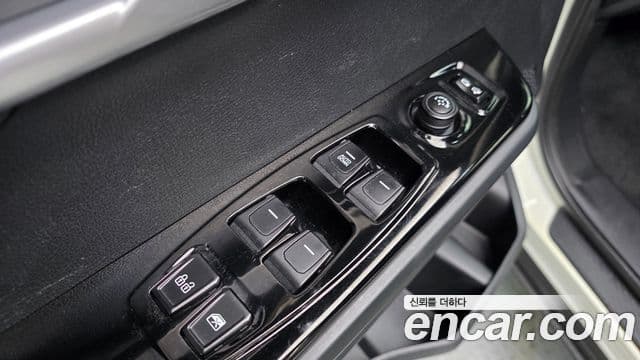 KG모빌리티(SsangYong) Torres T5, 2023 12