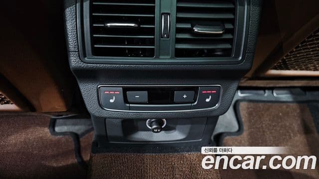 Audi Q5 (FY) Premium, 2020 19