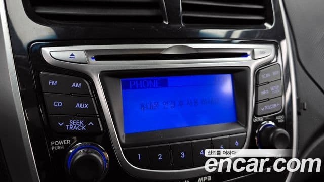 Hyundai Accent(новый кузов / новое поколение) Premier, 2011 15