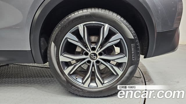 Infiniti QX30 2.0 Essential AWD, 2019 все фото