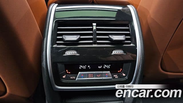 BMW X7 (G07) xDrive 40i M Sport 6인승, 2024 17