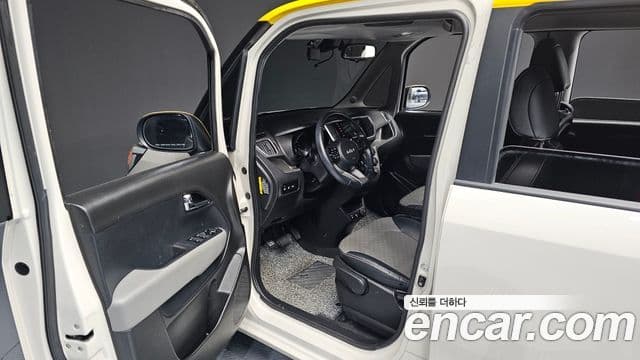 Kia The / новый New Ray Signature, 2022 10