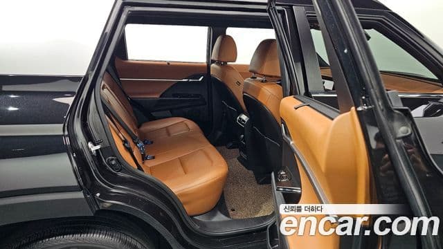 KG모빌리티(SsangYong) Torres T7, 2024 11