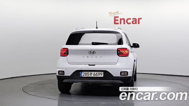 Hyundai Venue Modern, 2021 4