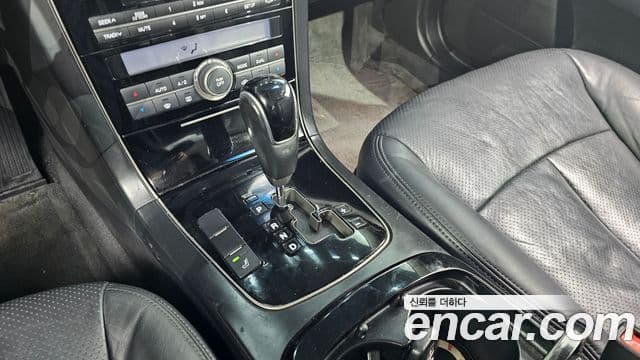 Kia Opirus Premium Luxury, 2010 9