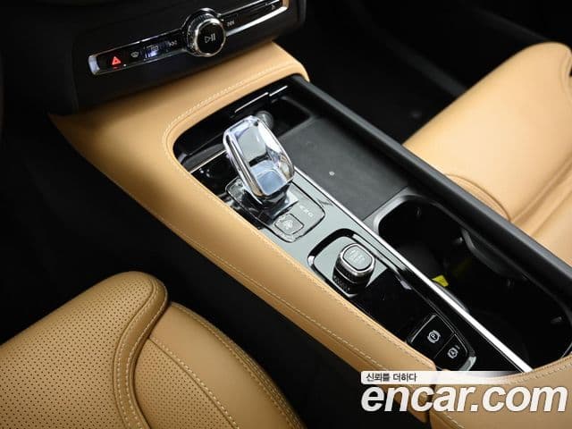 Volvo XC90 2세대 T8 Ultimate Bright гибрид, 2024 9