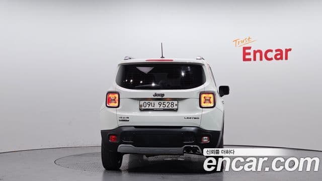 Jeep Renegade 2.0 дизель Limited AWD, 2017 4