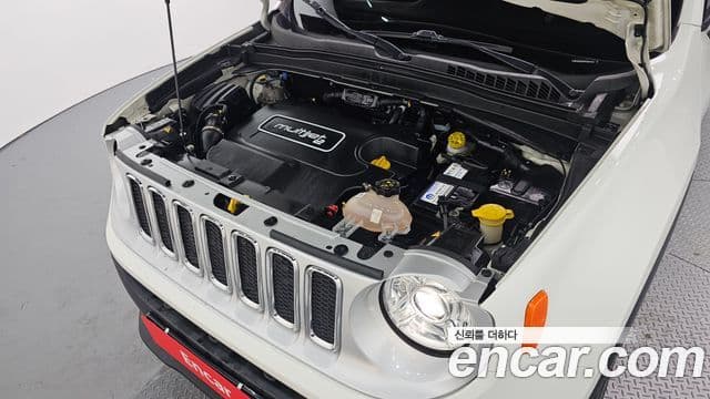 Jeep Renegade 2.0 дизель Limited AWD, 2017 6