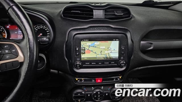 Jeep Renegade 2.0 дизель Limited AWD, 2017 14