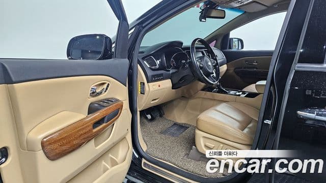 Kia All New Carnival President, 2017 11