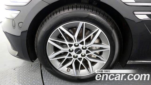 Genesis G80 (RG3) бензин 2.5 турбо 2WD, 2026 все фото