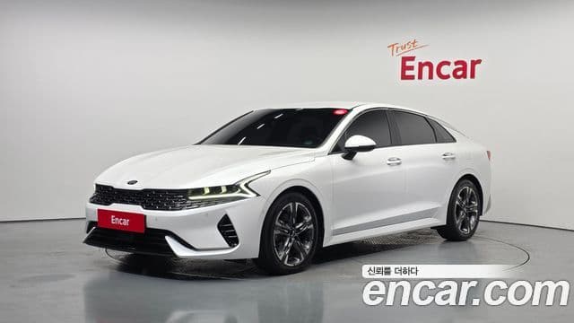 Kia K5 гибрид 3세대 Signature, 2021 1