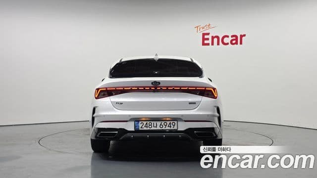 Kia K5 гибрид 3세대 Signature, 2021 4