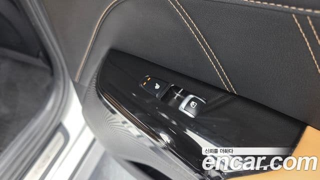 Kia K5 гибрид 3세대 Signature, 2021 19