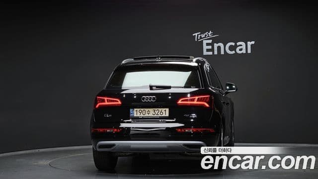 Audi Q5 (FY) Premium, 2020 4