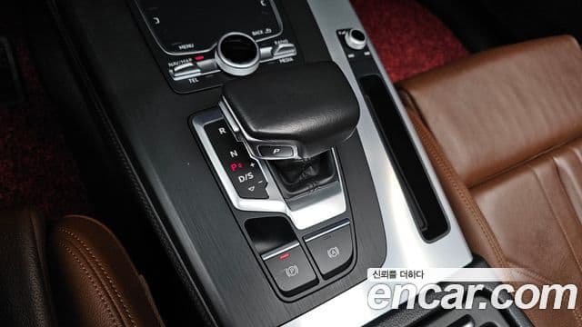 Audi Q5 (FY) Premium, 2020 9