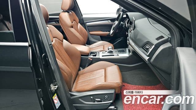 Audi Q5 (FY) Premium, 2020 10