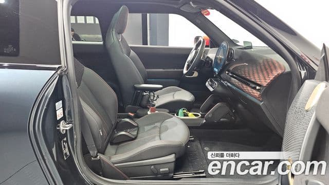 Mini Cooper Электрический (Electric) 4세대 JCW, 2025 11