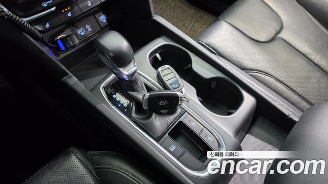 Hyundai Santa Fe TM Premium, 2019 9