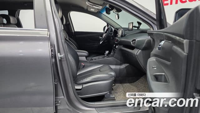Hyundai Santa Fe TM Premium, 2019 11