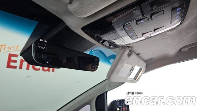 Hyundai Staria Inspiration, 2023 18