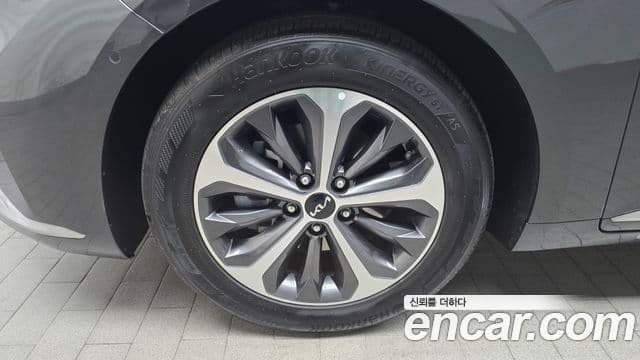 Kia K8 гибрид Noblesse, 2023 все фото