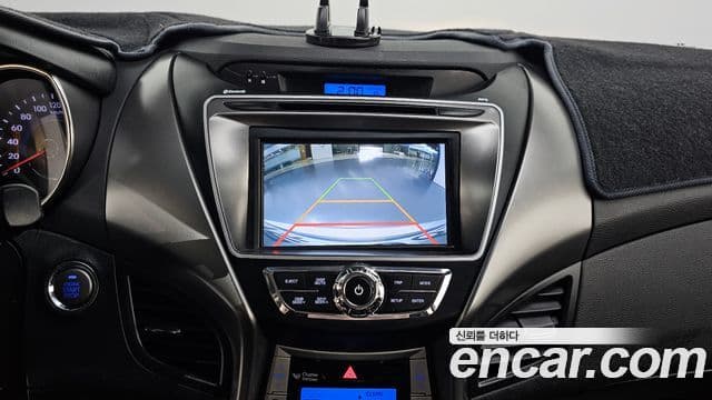 Hyundai Avante MD Premier, 2011 15