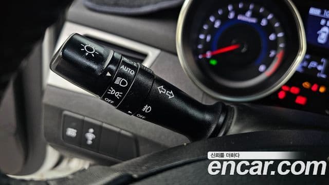 Hyundai Avante MD Premier, 2011 17