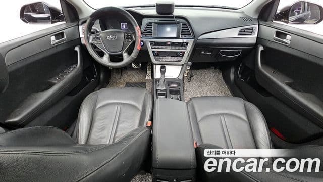 Hyundai LF Sonata Special, 2015 7