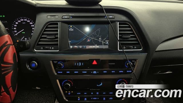 Hyundai LF Sonata Special, 2015 14