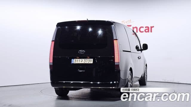 Hyundai Staria Inspiration, 2023 4