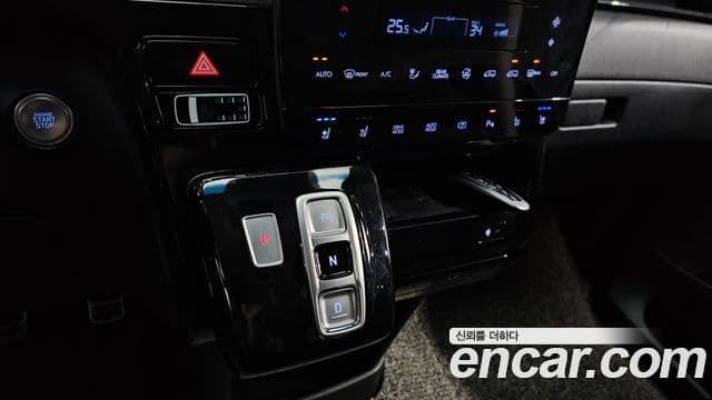 Hyundai Staria Inspiration, 2023 9