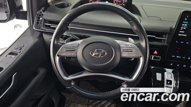 Hyundai Staria Inspiration, 2023 13