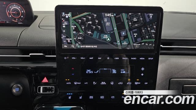 Hyundai Staria Inspiration, 2023 14